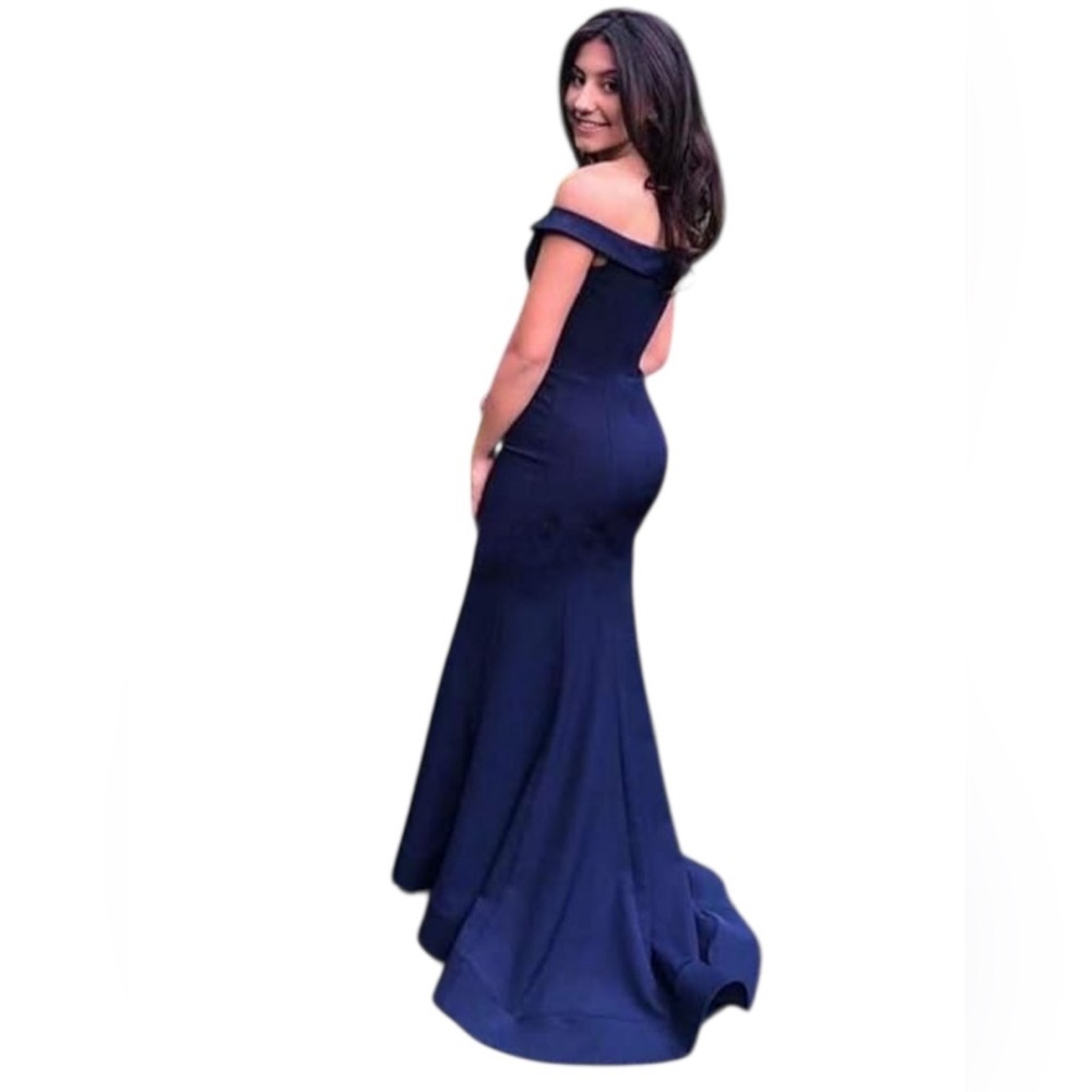 Sophisticated Blue Off-Shoulder Sleeveless Maxi Dress